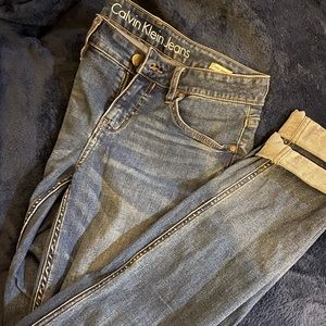 Like New Calvin Klein curvy jeans